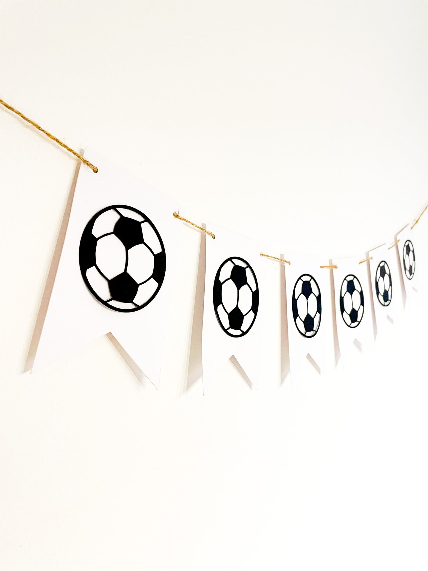 Wimpelkette Fußballgirlande personaliseirbar mit eigenem Namen