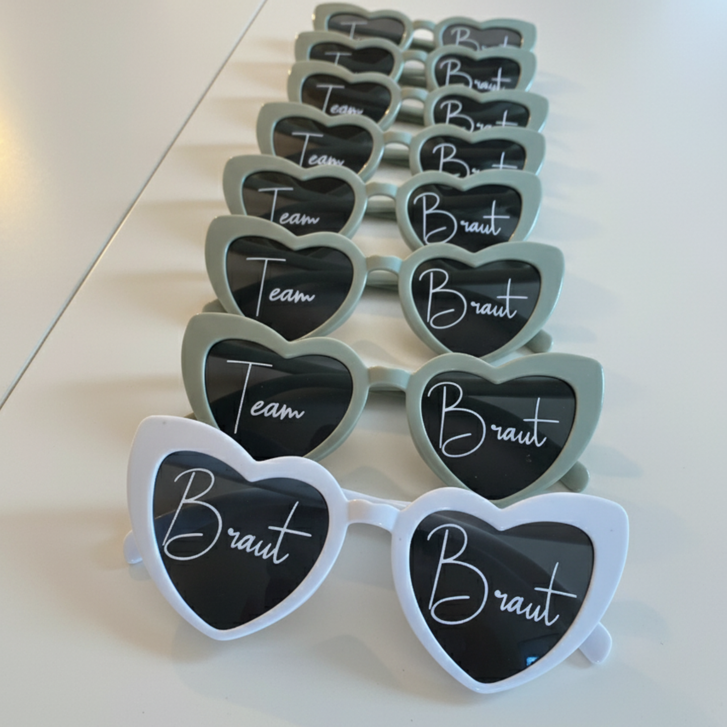 Retro Herz-Sonnenbrille Team Braut / Team Bride