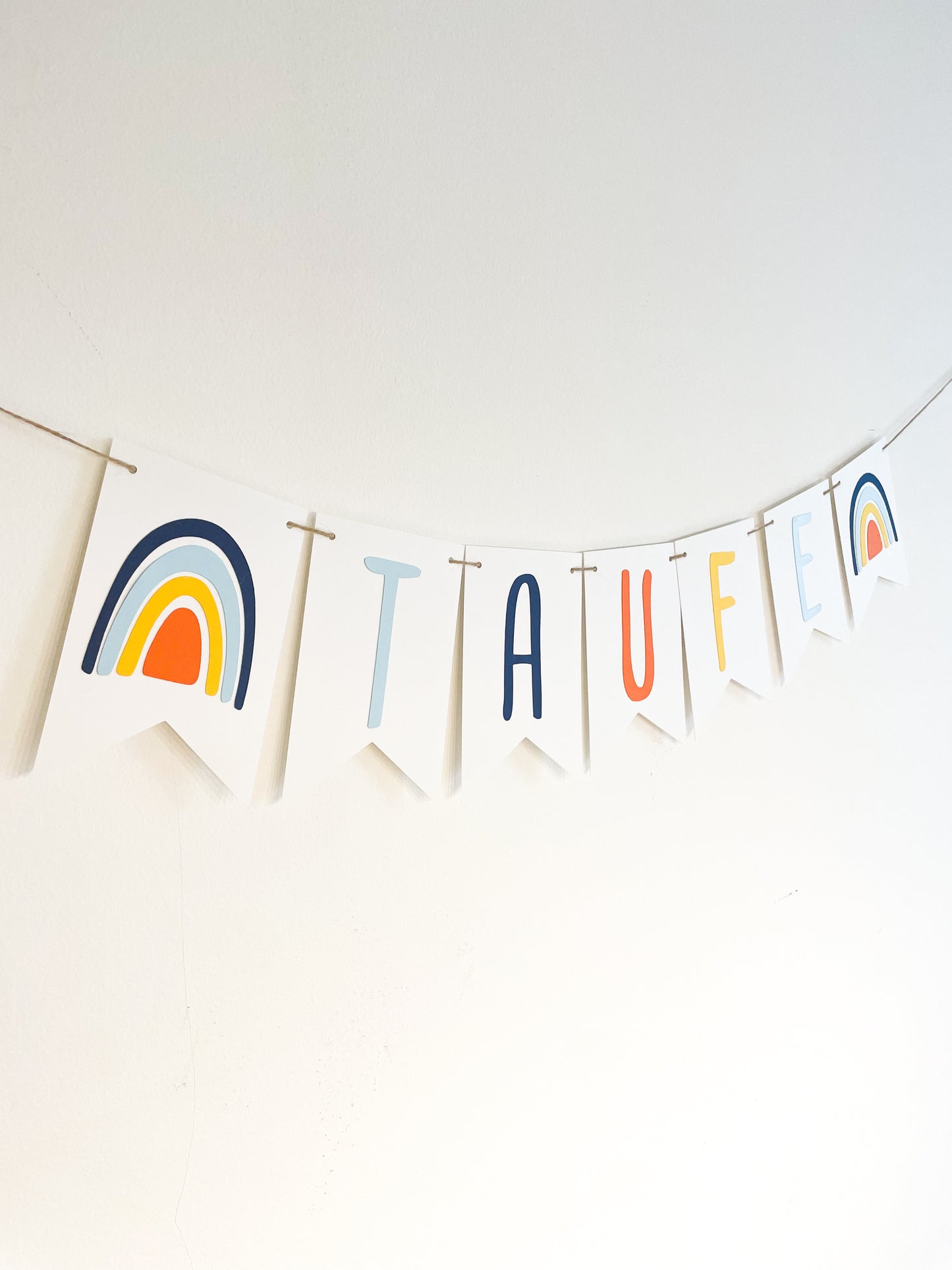 Wimpelkette Taufe Regenbogen mit eigenem Namen
