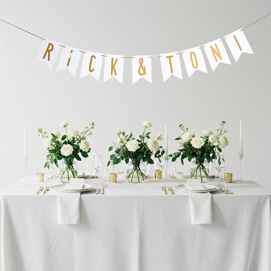 Wimpelkette "Hochzeitspaar" mit eigenen Namen für Hochzeitsdekoration