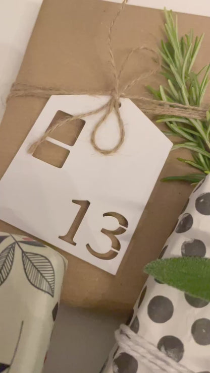 DIY Adventskalender Anhänger, Häuser | 24 Geschenkanhänger